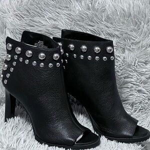 Black Studded Women's Karl Lagerfeld Bonnie Ankle Boots Sz 8